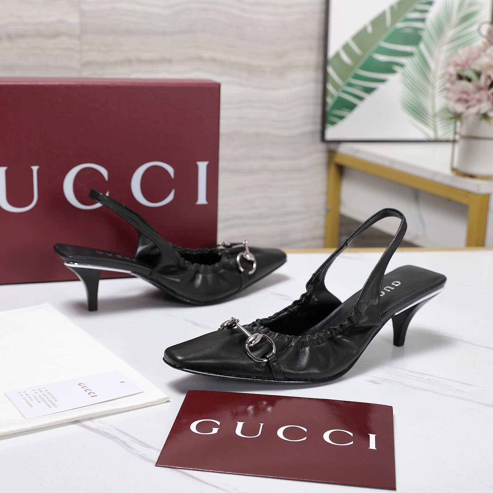 D6912 2026 Early Autumn 🆕 GUCCI High-End Collection – Elastic laces, rubber straps, breathable sandals with a low heel for women — image 1