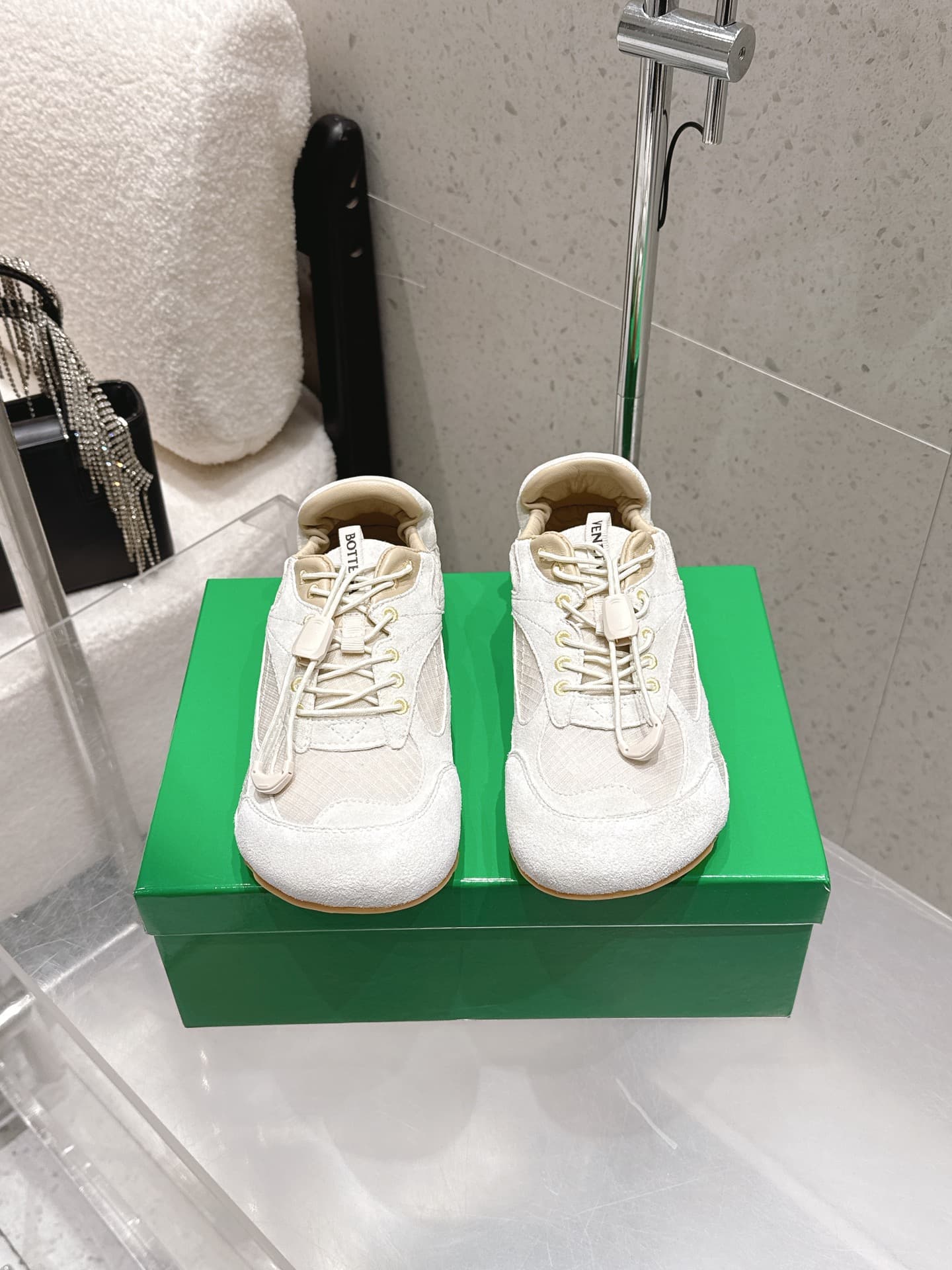 C224 High version — image 1