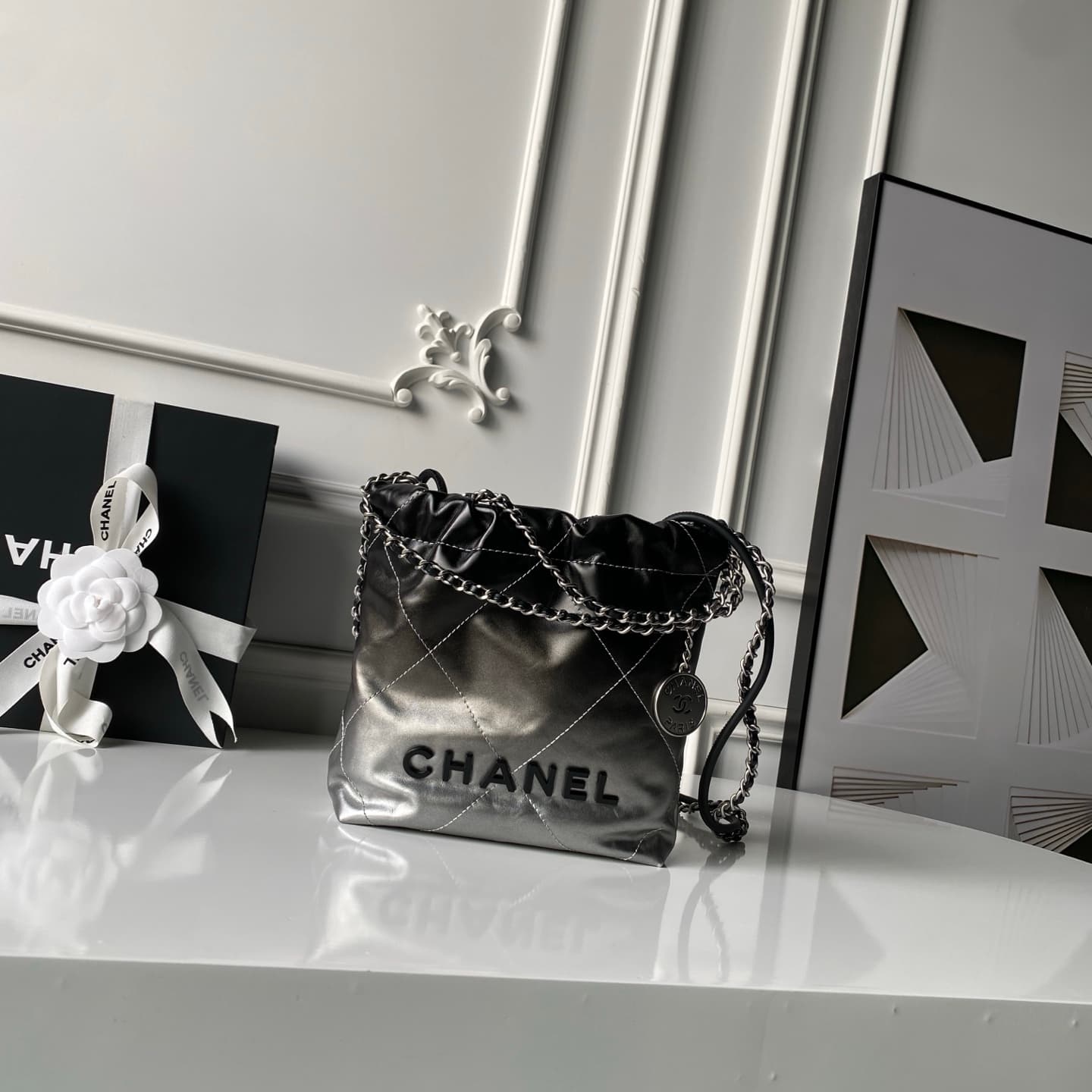 C756 Gradient Chane1🌐24💠AS3980🥰 Chanel’s mini22 hits the heart — image 1