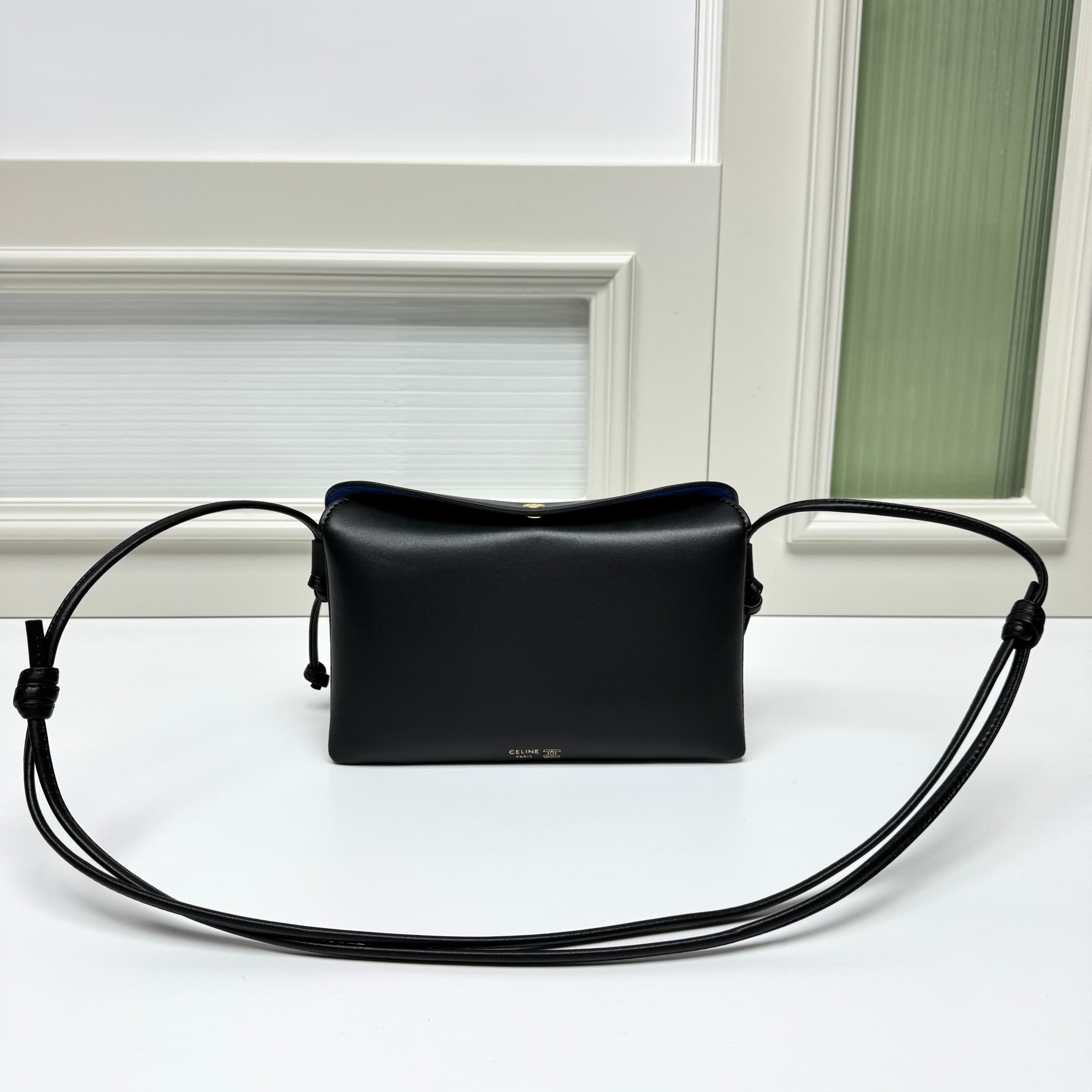 C429 New product launched 🅰️🅰️ CE new Trio Flap — image 1