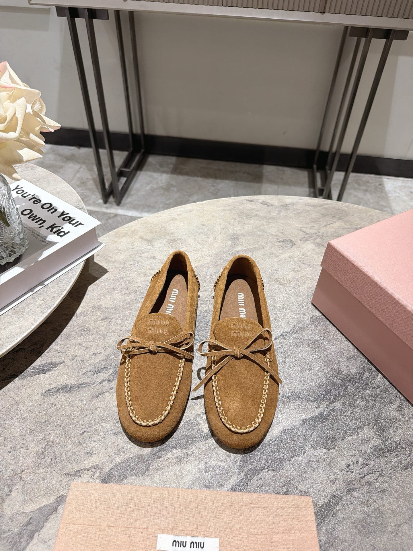 D10632 Miumiu 26 Vintage/Retro new spring collection with vintage bow Leif shoes 🎉🎉 — image 1