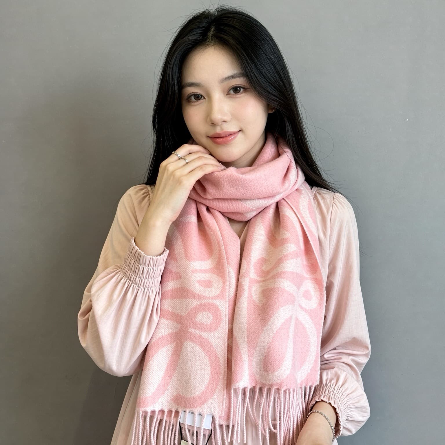 C30725 New model ✨💕 Synchronized LOEWE Roiwei|Double-side blended cashmere and wool 🤎💗 — image 1