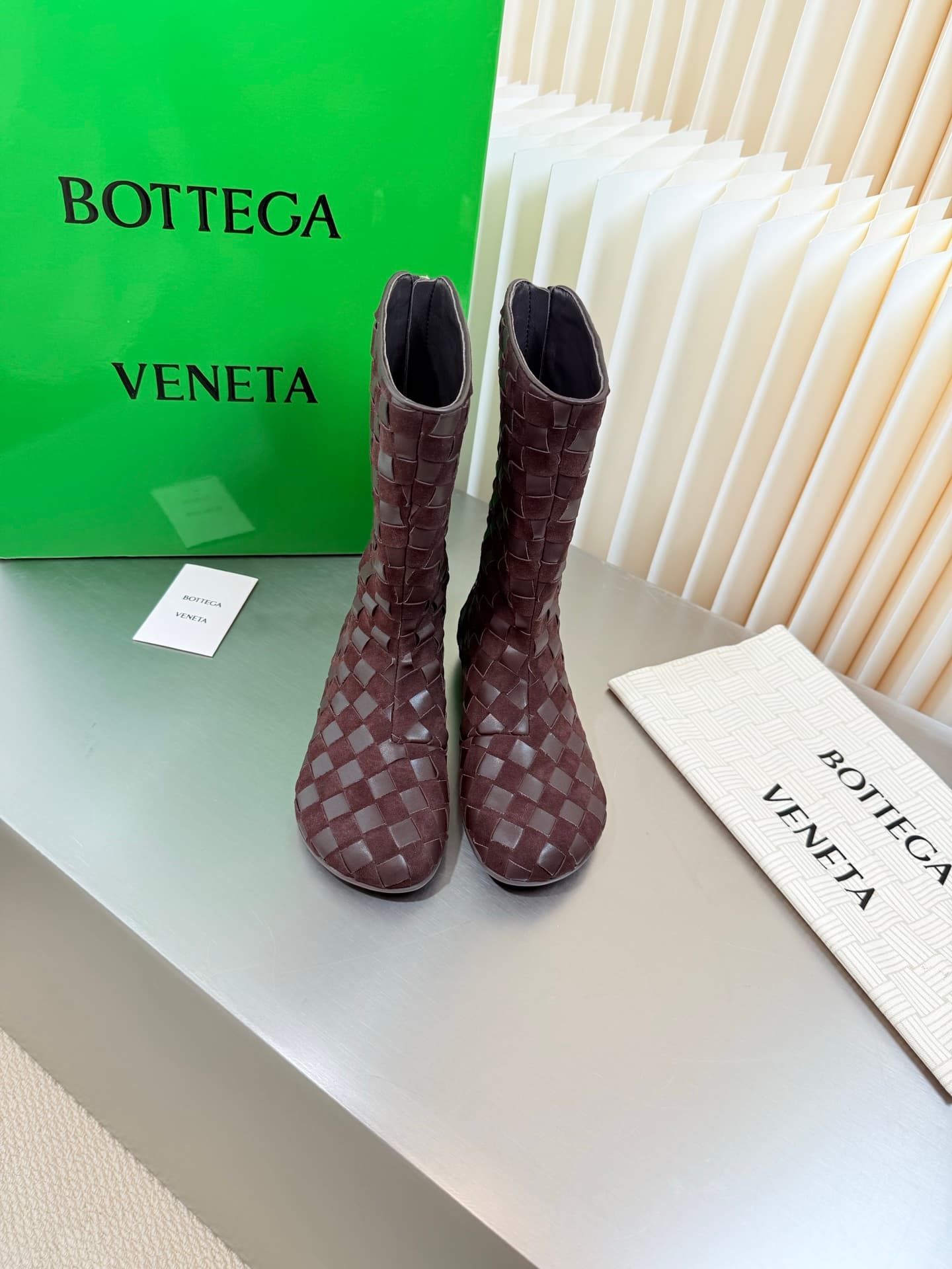 D13720 Hand-woven BV Atomic flat-top, round-toe, short boots — image 1