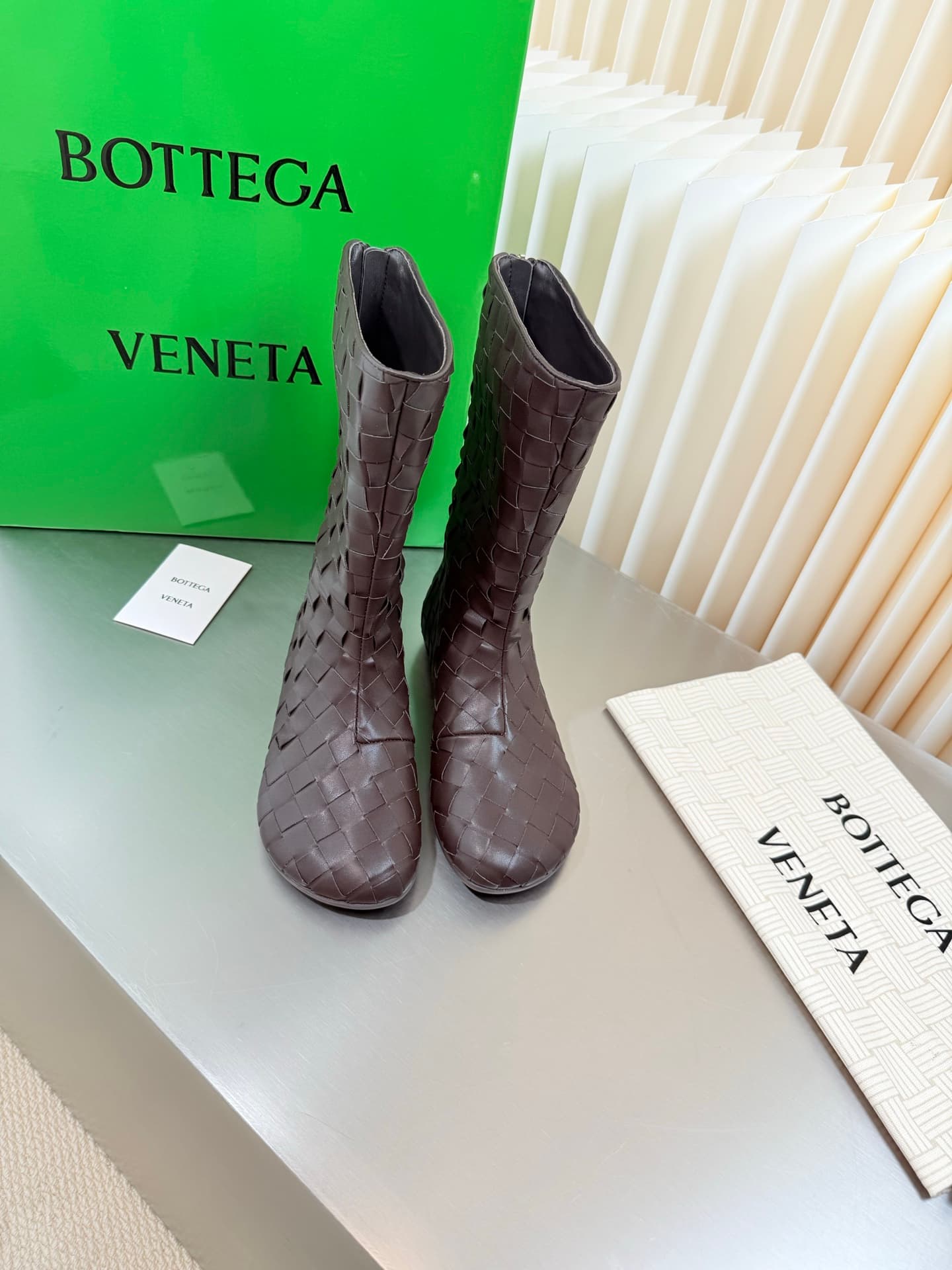 D13718 Hand-woven BV Atomic flat-topped, round-toe, short boots — image 1