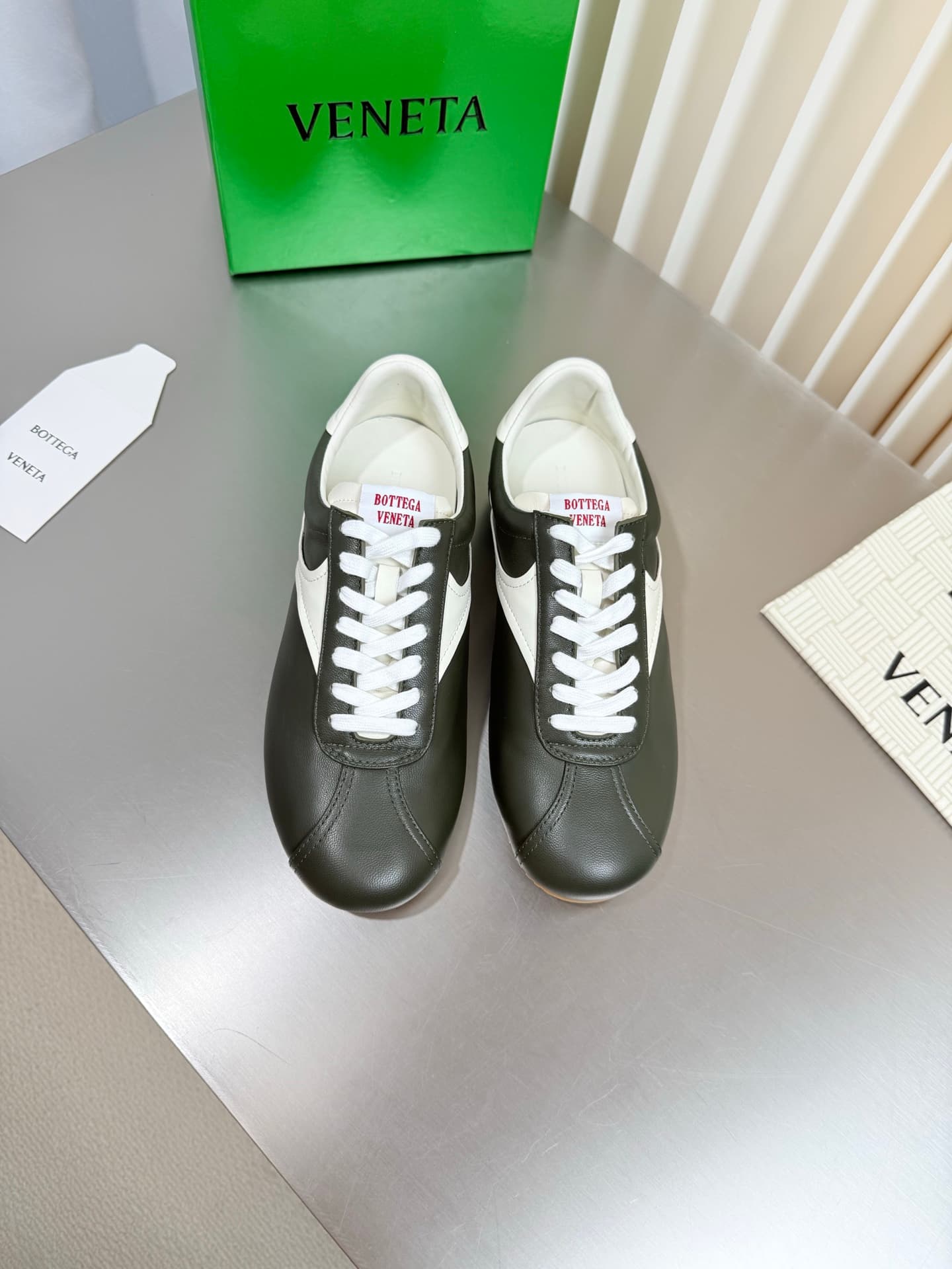 D13728 BV men’s and women’s shot sports shoes — image 1