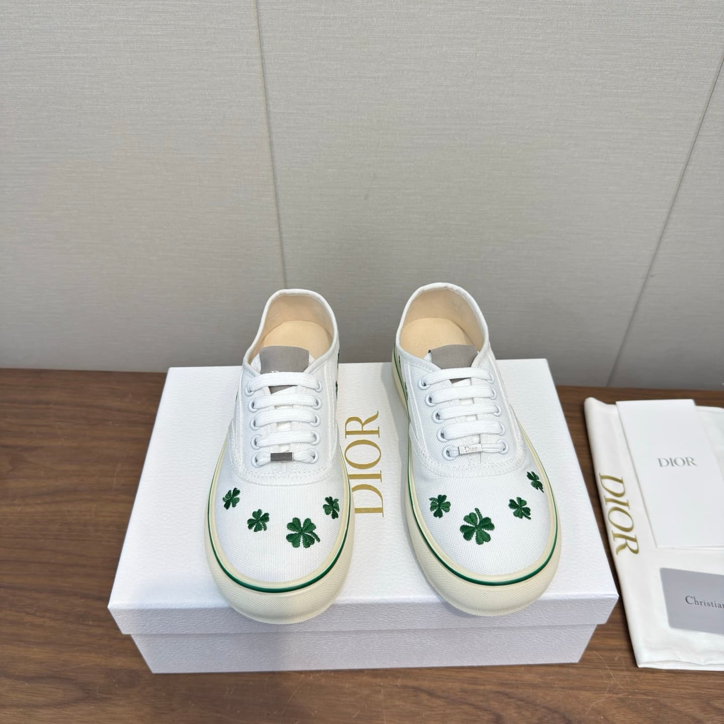 D5777 Dior 26ss Spring Collection – Casual Sports Shoes, Board Shoes — image 1