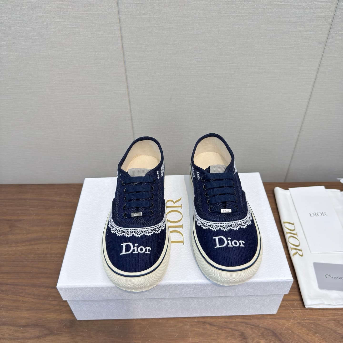 D5773 Dior 26ss Spring Collection – Casual Sports Shoes, Board Shoes — image 1