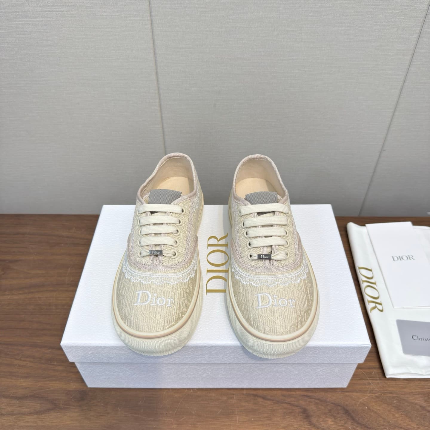 D5772 Dior 26ss Spring Collection – Casual Sports Shoes, Board Shoes — image 1