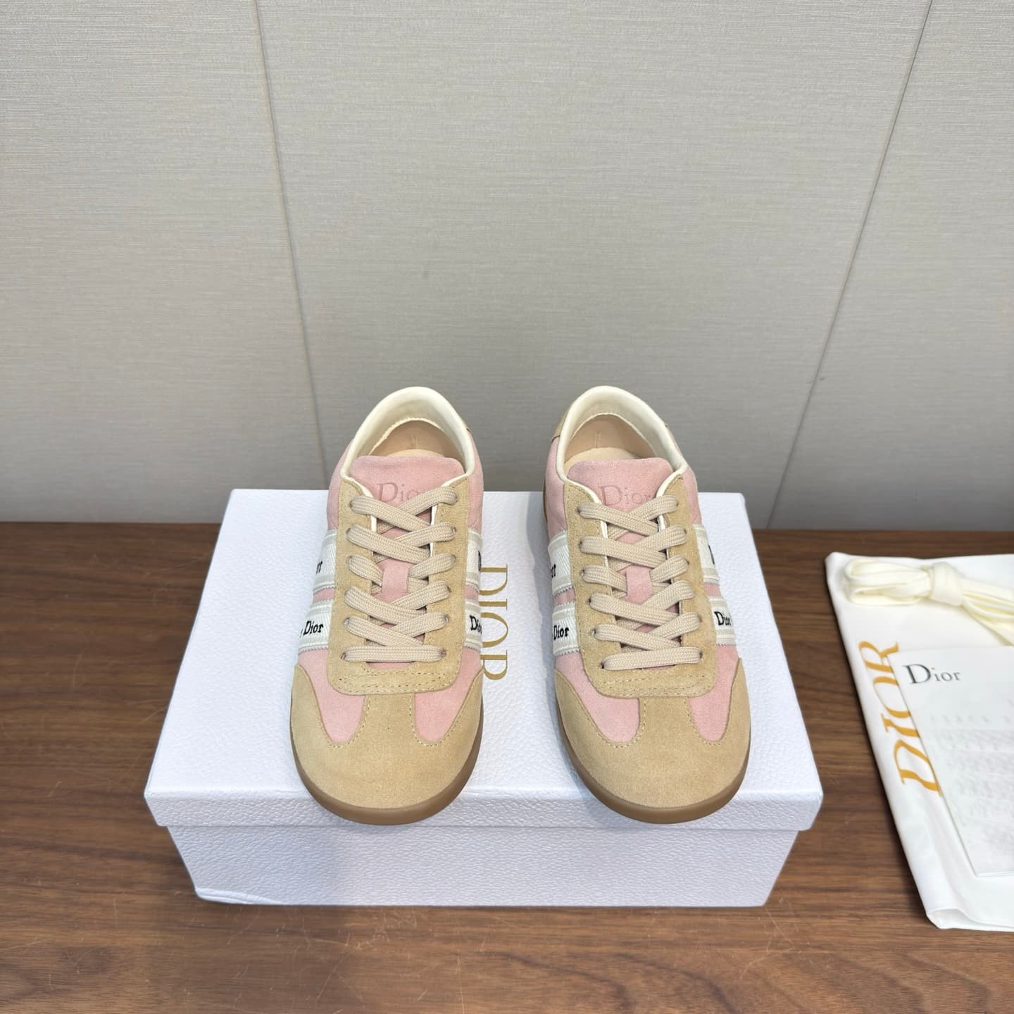D5790 Dior’s latest 26ss spring collection – casual sports shoes, board shoes — image 1