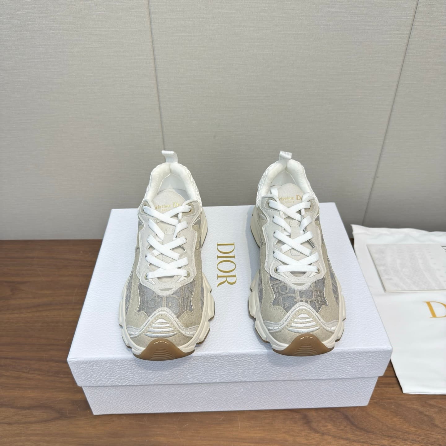 D5881 Dior 26s – New Arrival! Top-tier sneakers, athletic shoes, thick soles, semi-slippery design, casual shoes. Ultimate version 💰 — image 1