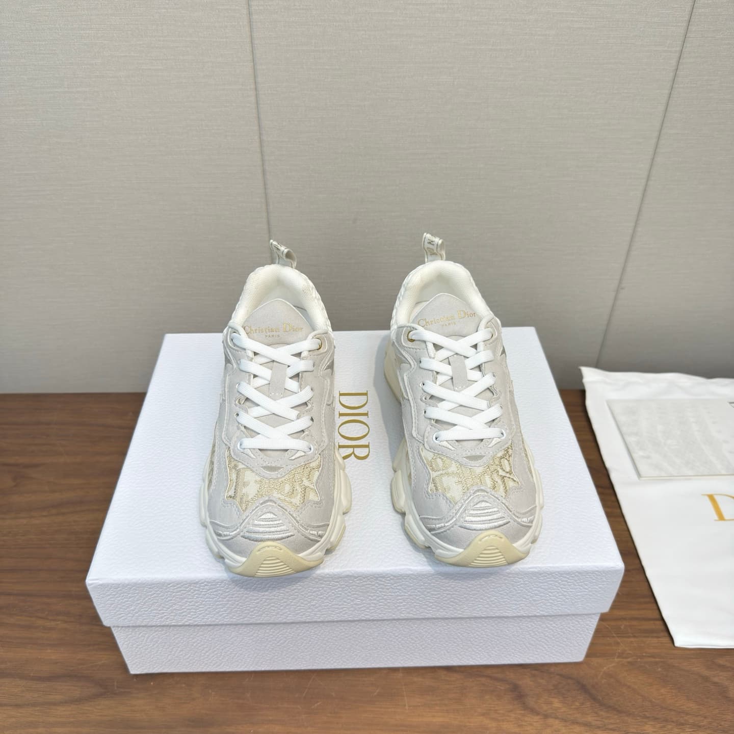D5878 Dior 26s – New Arrival! Top-tier sneakers, sports shoes, thick soles, semi-slippery design, casual shoes. Best version 💰 — image 1