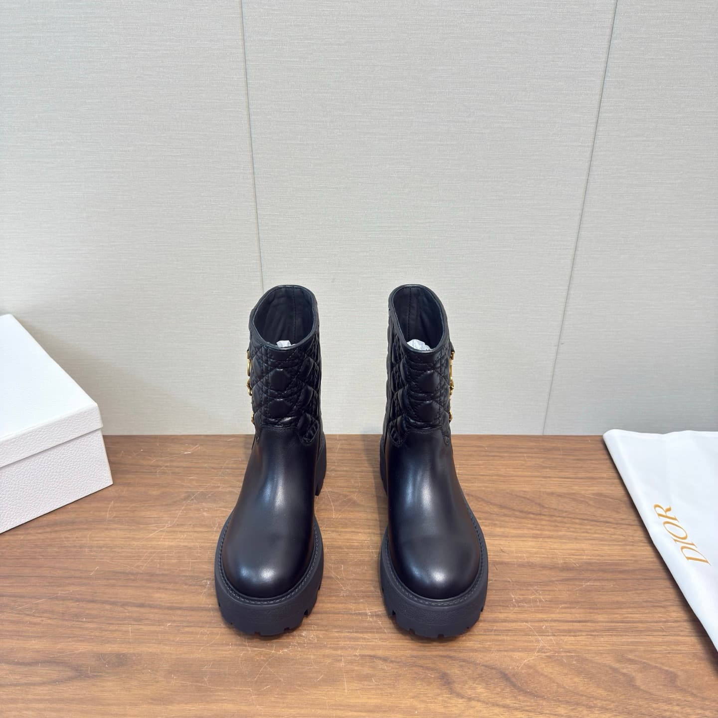D5793 Top-tier Dior 26, new model Chelsea boots for spring, summer, autumn, and winter — image 1