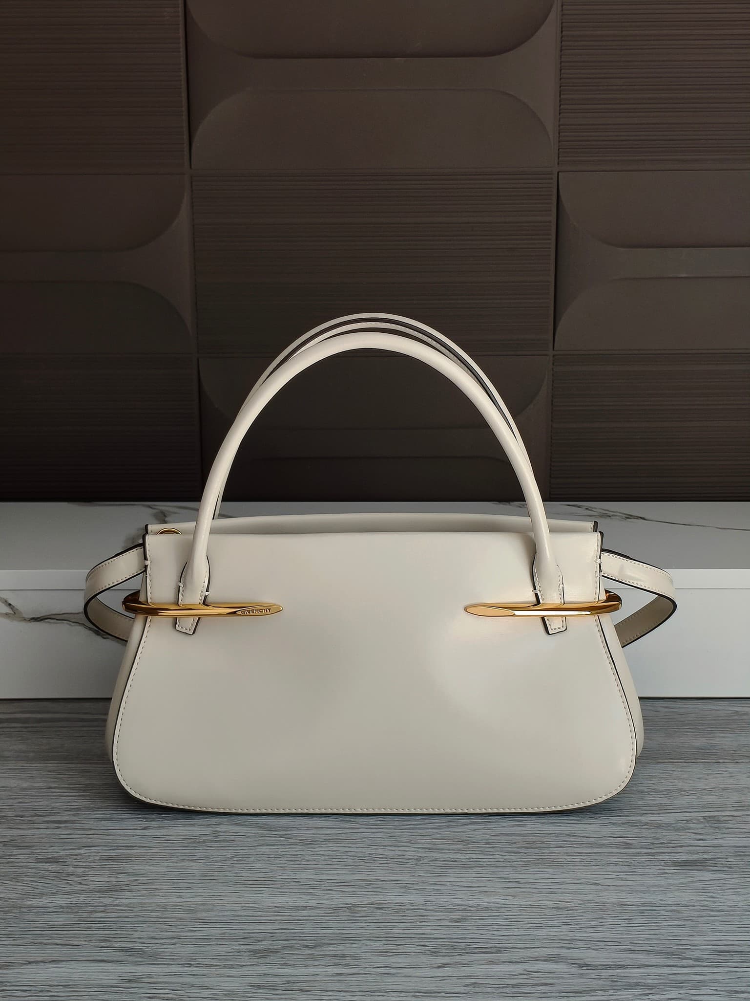 C3156 New GIVENCHY model | Jessica Zheng Xiuyan’s same Pinch bag