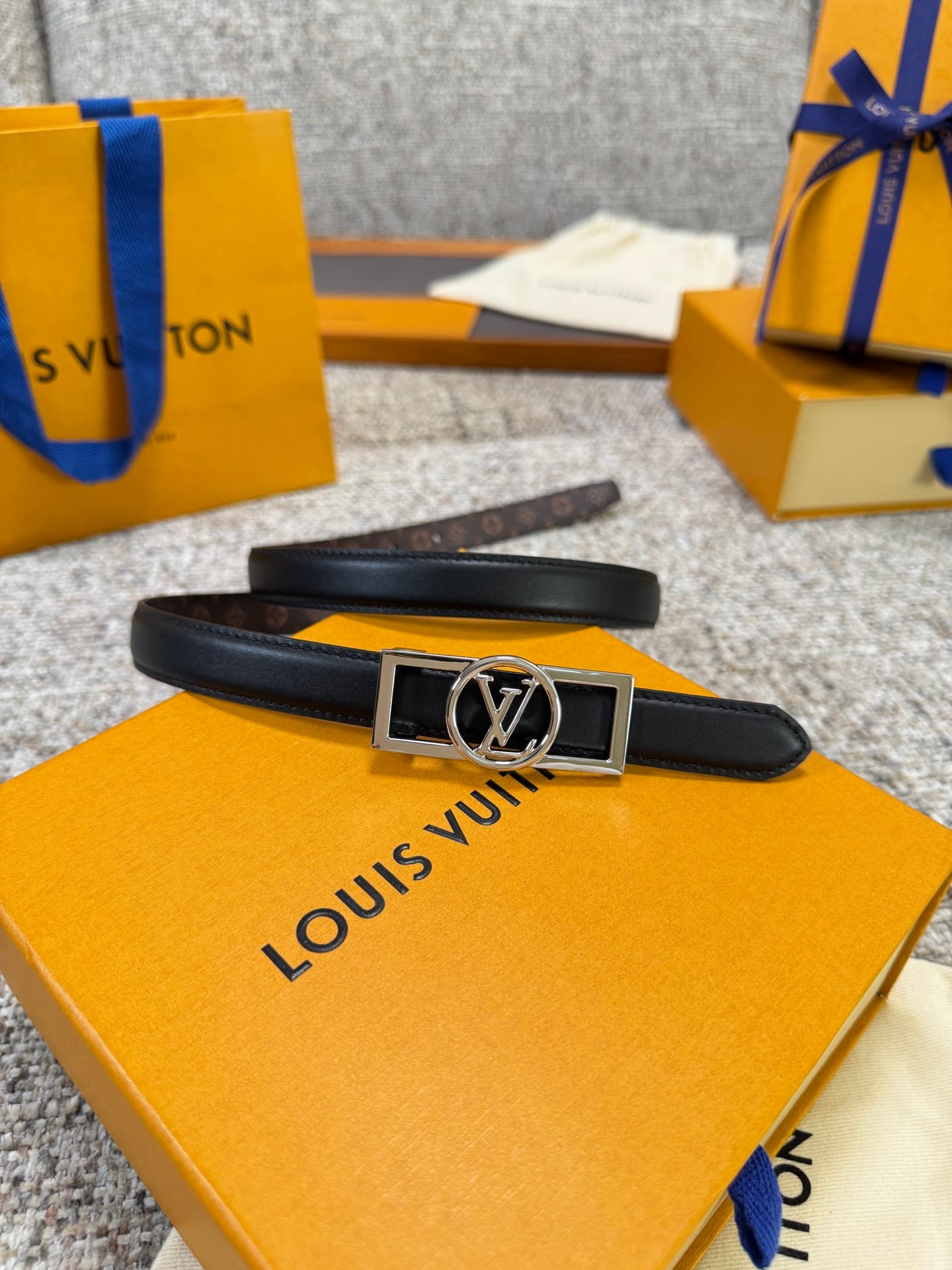 C32984 Louis Vuitton LV Belt BLOOM Series – Original hardware, delicate hand-painted edges, soft and comfortable, wide 2.0 — image 1