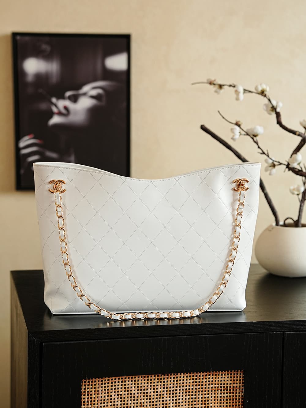 C767 𝐂𝐡𝐚𝐧𝐞𝐥 𝟐𝟔𝐜 Spring/Summer Collection — image 1