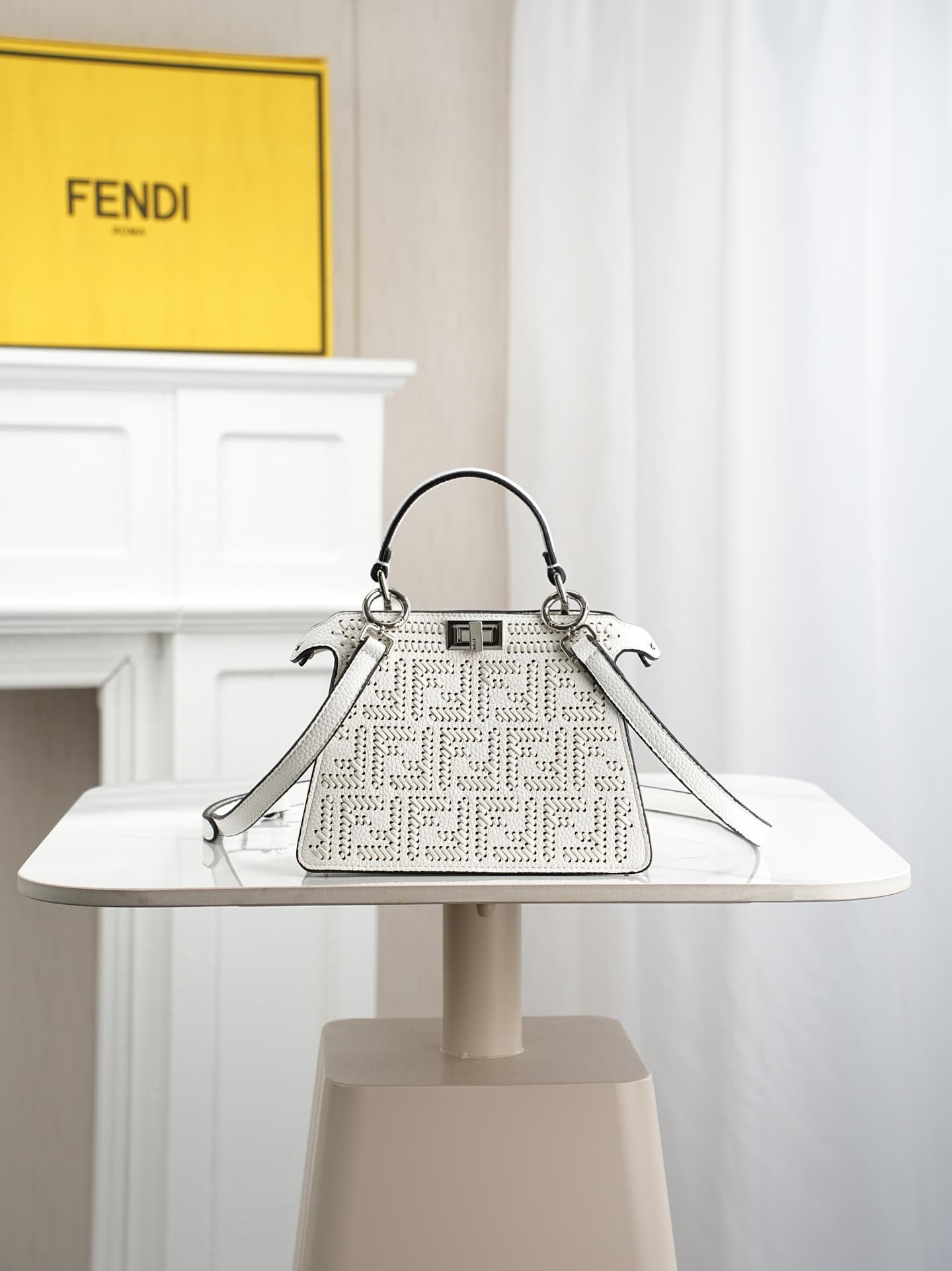 C2885 ~Model 33208 ✨ This iconic Peekaboo iseeu handbag features a compact design. It is made from the same color fabric as 306, using hand-stitched seams, and embodies the traditional Selleria craftsmanship. 🔥 Made from high-quality pigeon-gray Cuoio Rom — image 1