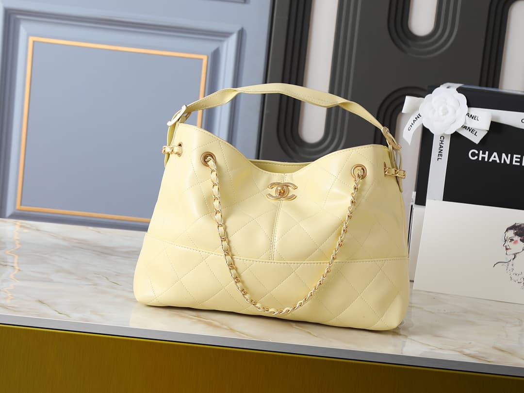 C848 💰 Upgrade from the original AS5634❤️❤️ In stock❤️❤️ 25a Leather bag – a must-have item that stands out in the handmade bag market🔥 A masterpiece combining tradition and innovation; inspired by Chanel’s walnut-painted screens. The distinctive diamond — image 1