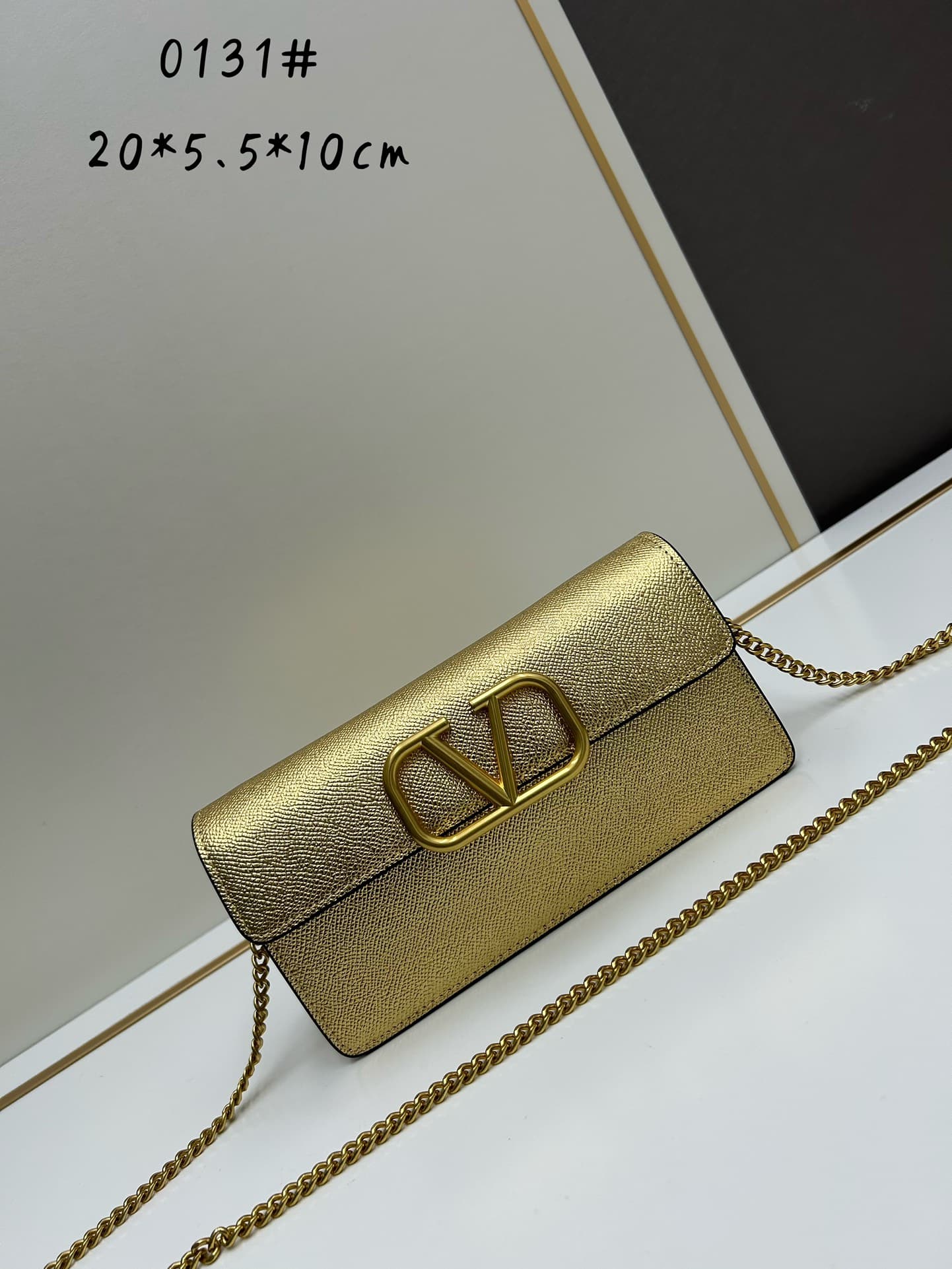 C8303 🆕 New mini handbag — image 1