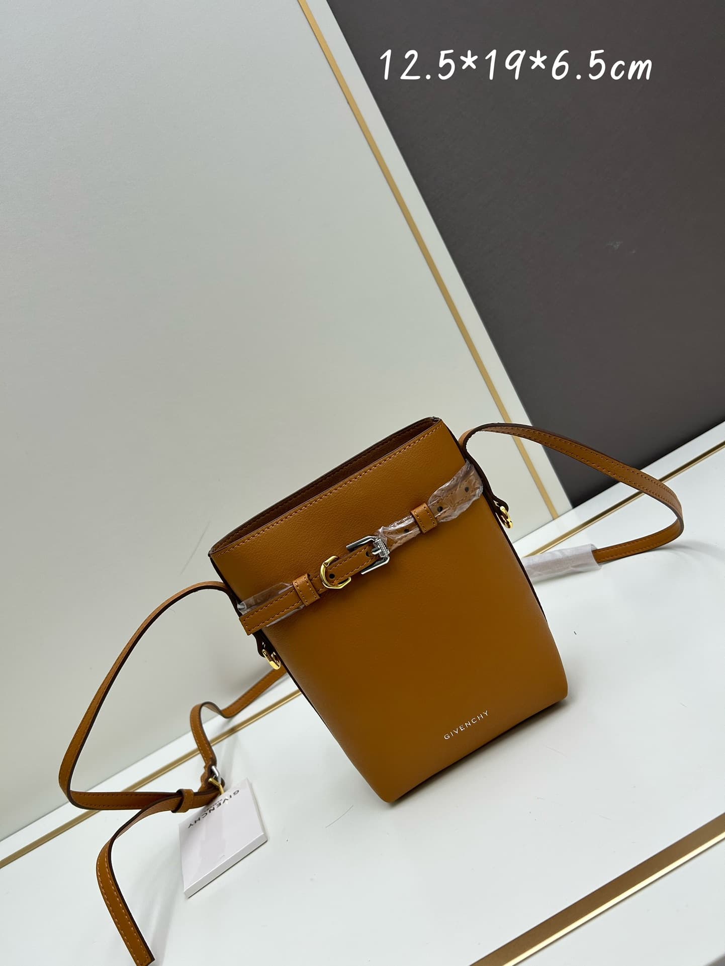C3176 Jilbab 2024 New Model Phone Bag, Fufu Bag – Lightly tanned cowhide phone bag — image 1