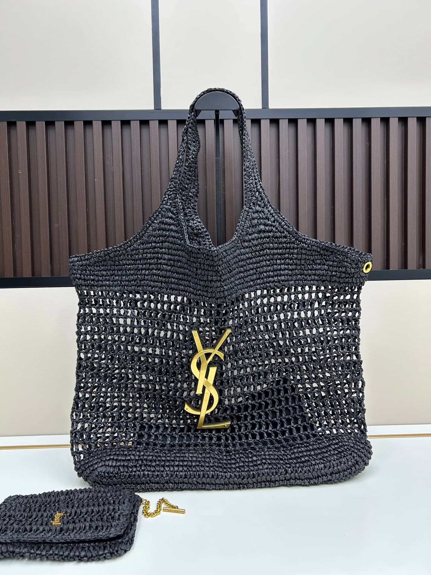 C8762 New large-sized models with small pockets – “YSL|Rafiki ICARE🏖||| Symbolize beautiful love, resilience, and devotion — image 1