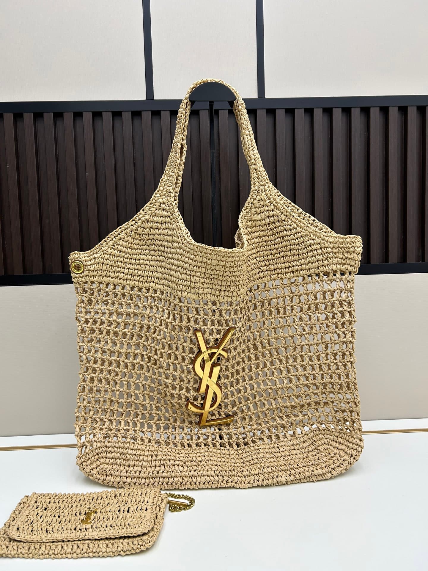 C8761 New large-sized models with small pockets – “YSL|Lafite Grass ICARE🏖||| Symbolizes beautiful love, resilience, and devotion — image 1