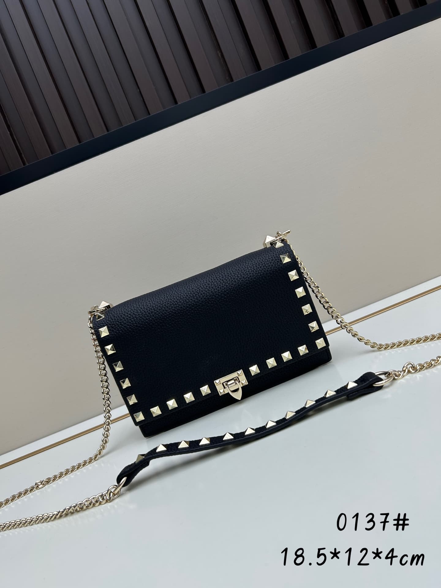 C8276 .New❤Garavani Rockstud Mini leather crossbody bag, featuring the iconic hook closure design — image 1