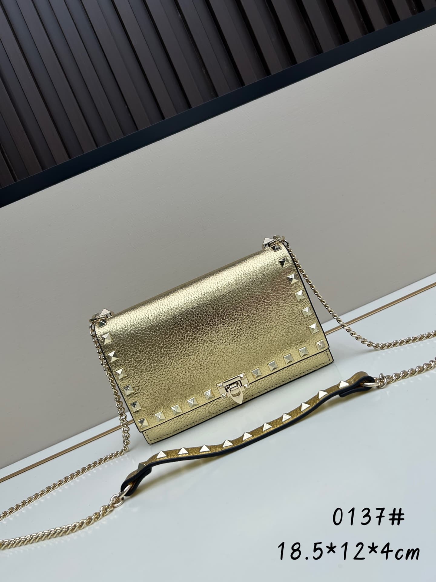 C8274 .New❤Garavani Rockstud Mini leather crossbody bag, featuring the iconic hook fastenings for easy opening and closing — image 1