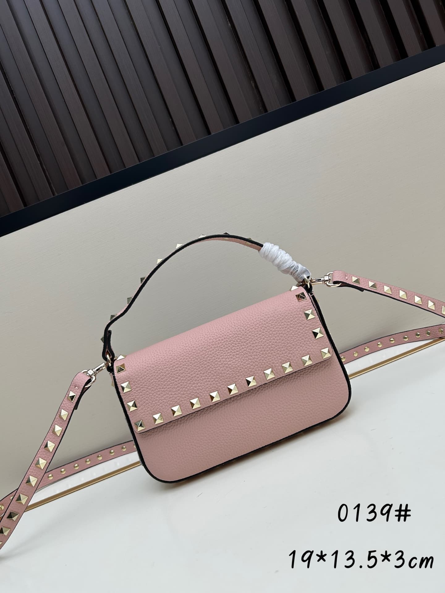 C8287 New model • Detachable shoulder strap — image 1
