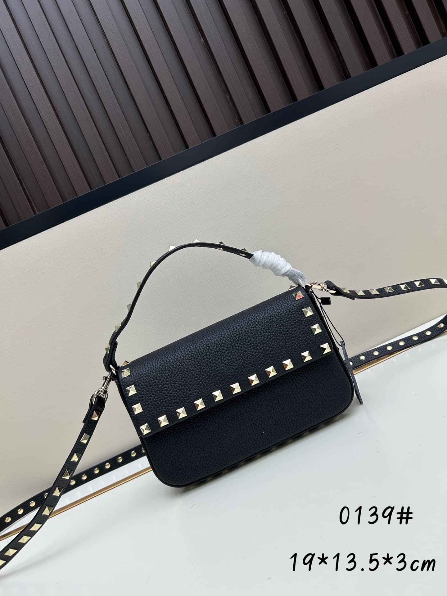 C8285 New model • Detachable shoulder strap — image 1