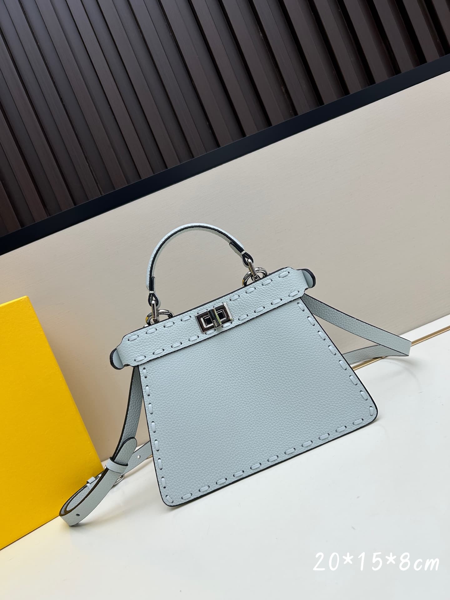 C2979 Box with 400, Fendi Peekaboo kitten bag — image 1