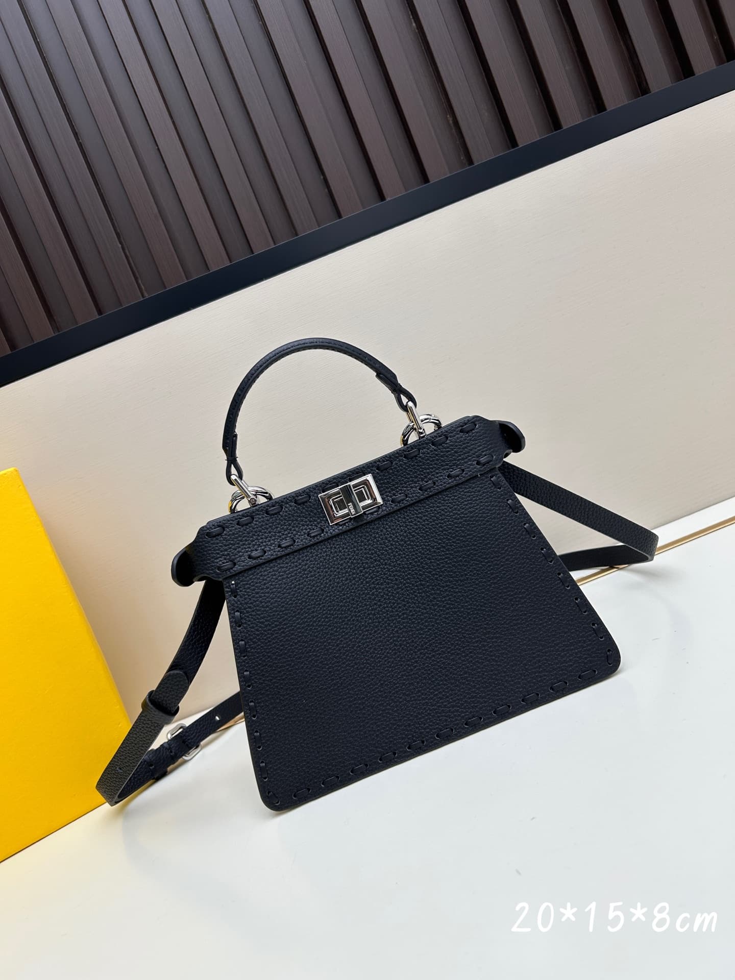 C2973 Box with 400, Fendi Peekaboo kitten bag — image 1