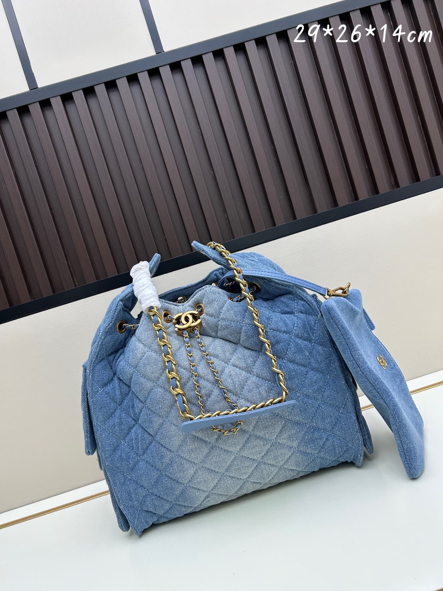 C836 New model 💰 Imported Chanel backpack 25|||The new “Chanel 25bag” backpack is another “It Bag” following Chanel 22bag! Its design is classic and practical, retaining the three iconic elements of the brand: chevron-stitched seams, leather straps, and d — image 1