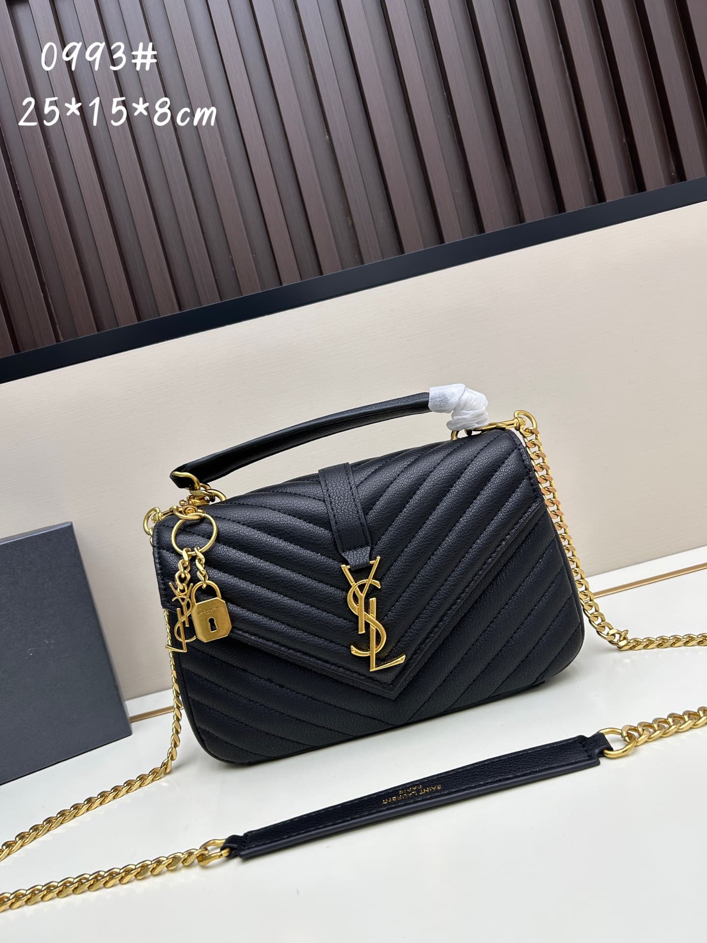 C8732 The new version of the Saint Laurent classic postman bag is a true icon in the fashion world🌟|||🔥 This classic Saint Laurent postman bag is truly a leader in the fashion industry! It seems to instantly transform you into a fashion expert!😍 — image 1