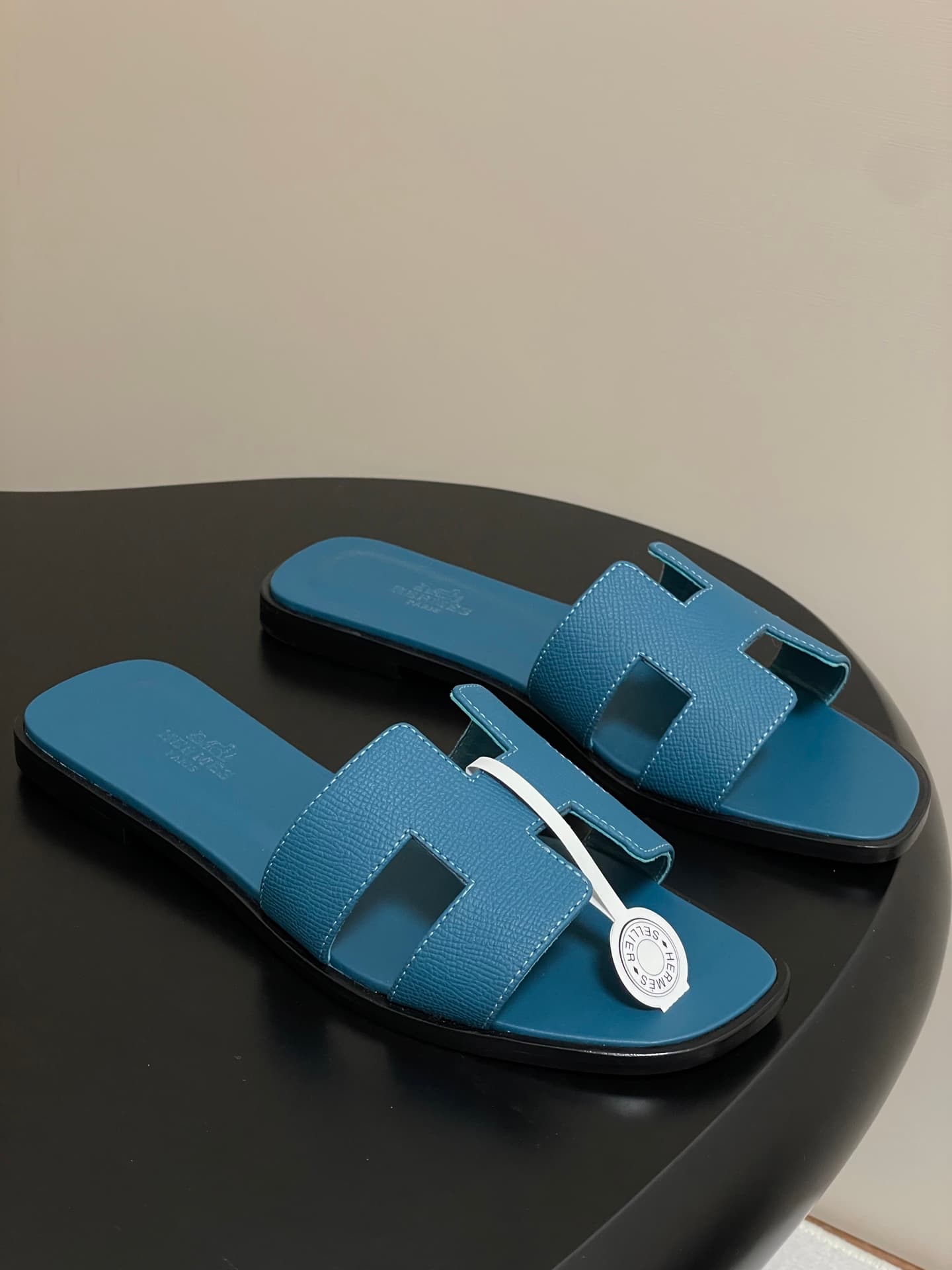D8081 – Top-quality products (come with high-end packaging boxes/sashes) — image 1