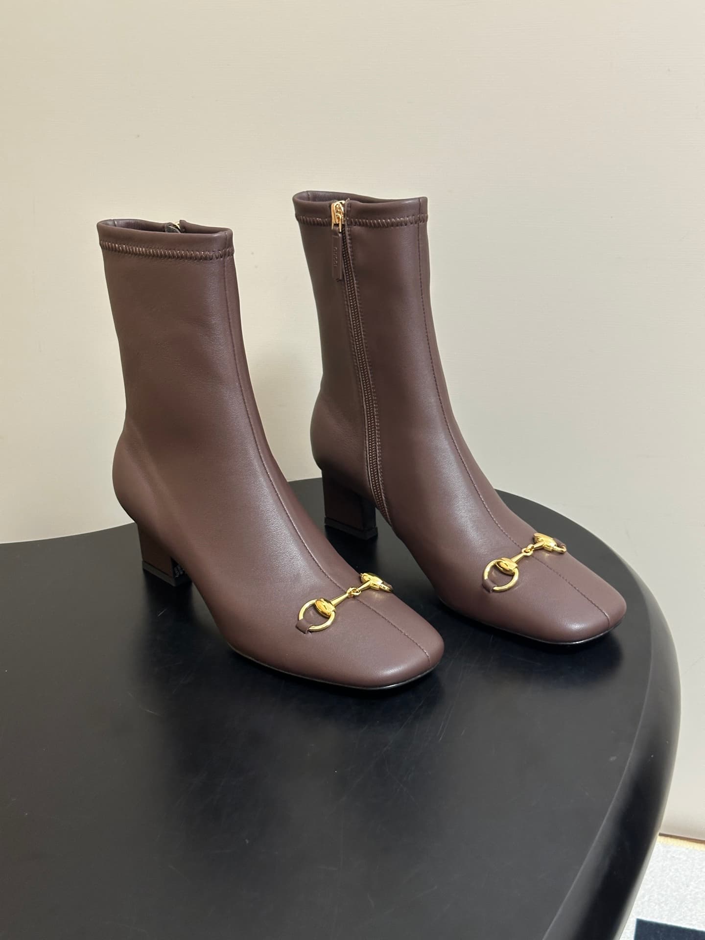 D6931 - — image 1