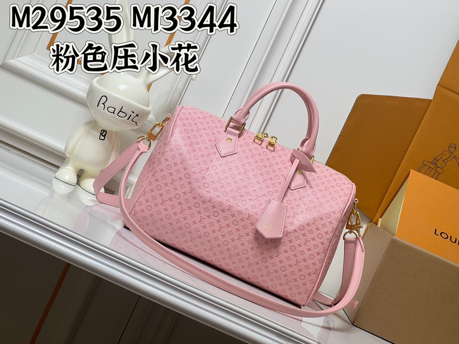 C5160 💰M29535 M13344 Speedy30 Handbags are part of the brand’s classic collection. Made from high-quality cowhide leather, they feature Monogram patterns, and the light beige color is elegant and versatile ✨. The bag has a Boston shape, with a suitable si — image 1