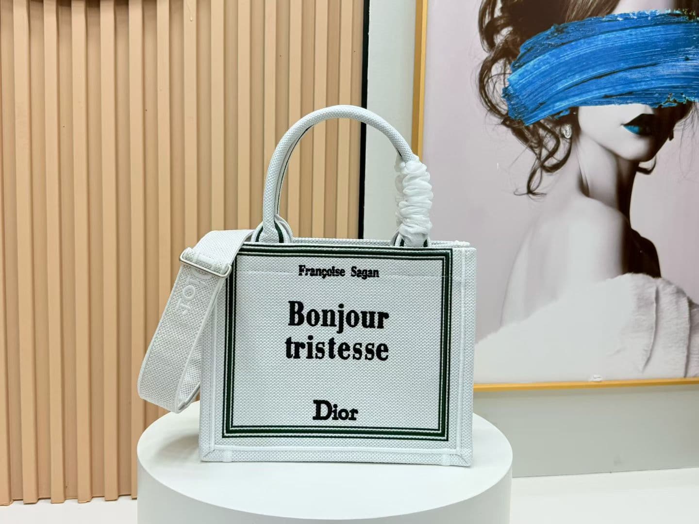 C1963 Details of Diò JWA’s new bags in the first season! The classic bags now have a modern feel — image 1