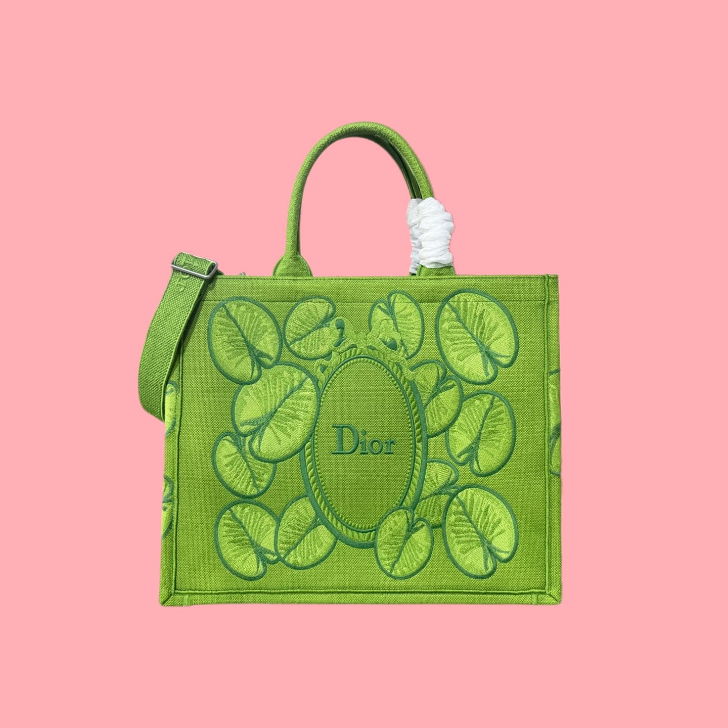 C1799 Details of Diore JWA’s new bags in the first season! The classic bags now have a modern feel. — image 1