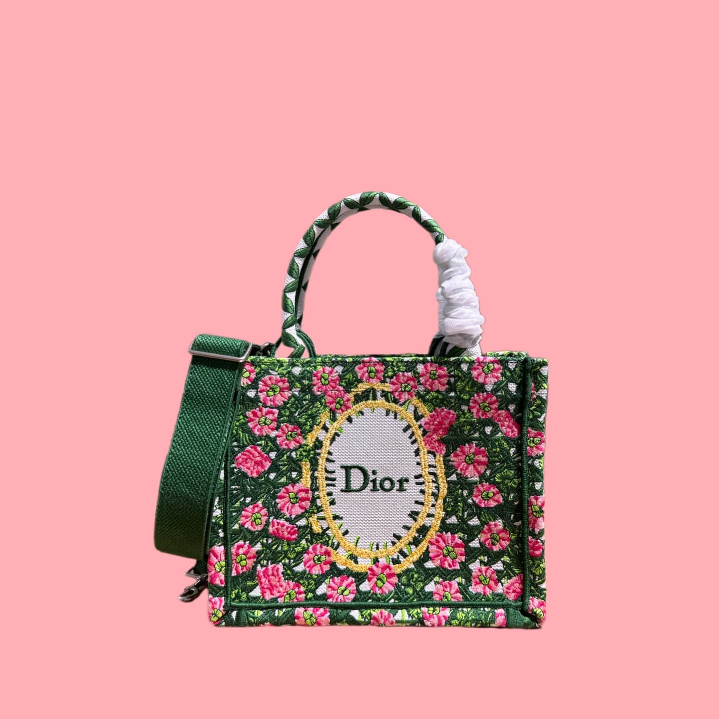 C1794 Details of Diore JWA’s new bags in the first season! The classic bags now have a modern feel. — image 1