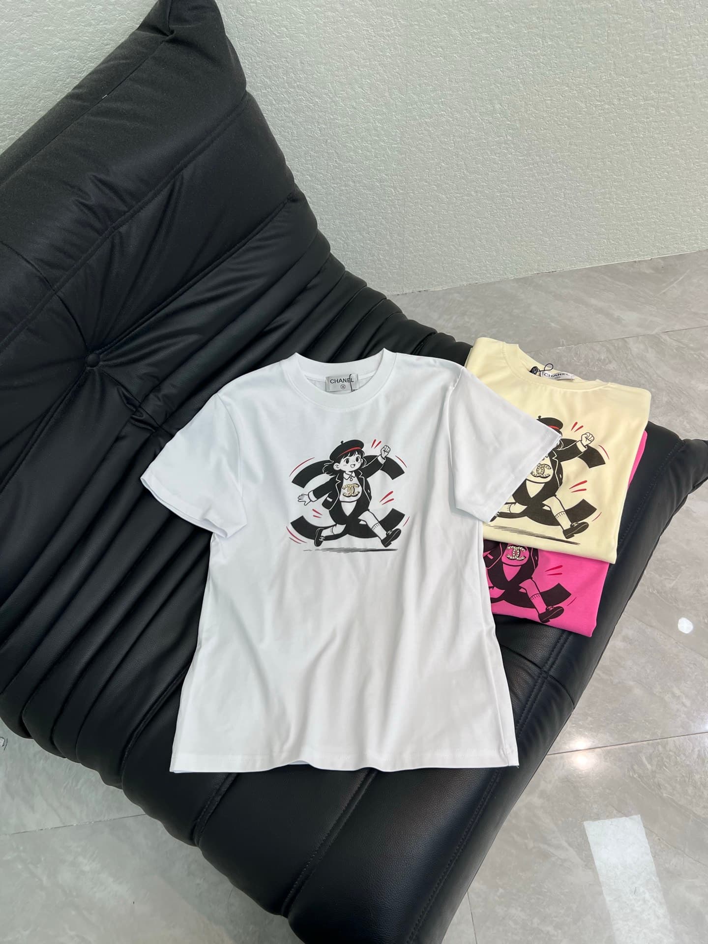 C18598 Chane*26 Spring/Summer new digital print two-C short-sleeve T-shirt. Made of pure cotton fabric. High-density, trendy sports-style design. A playful, youthful look with energetic design elements. High quality. SML AA size. — image 1