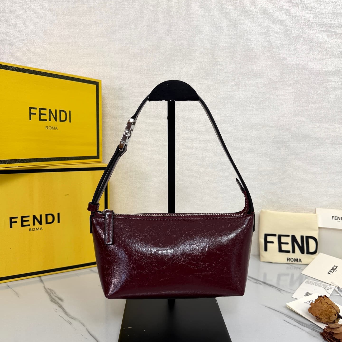 C2839 FENDI vintage/retro mini underarm bag, made from carefully selected oil-wax wrinkled cowhide and classic FF print fabric, offering a fine texture and durability. — image 1