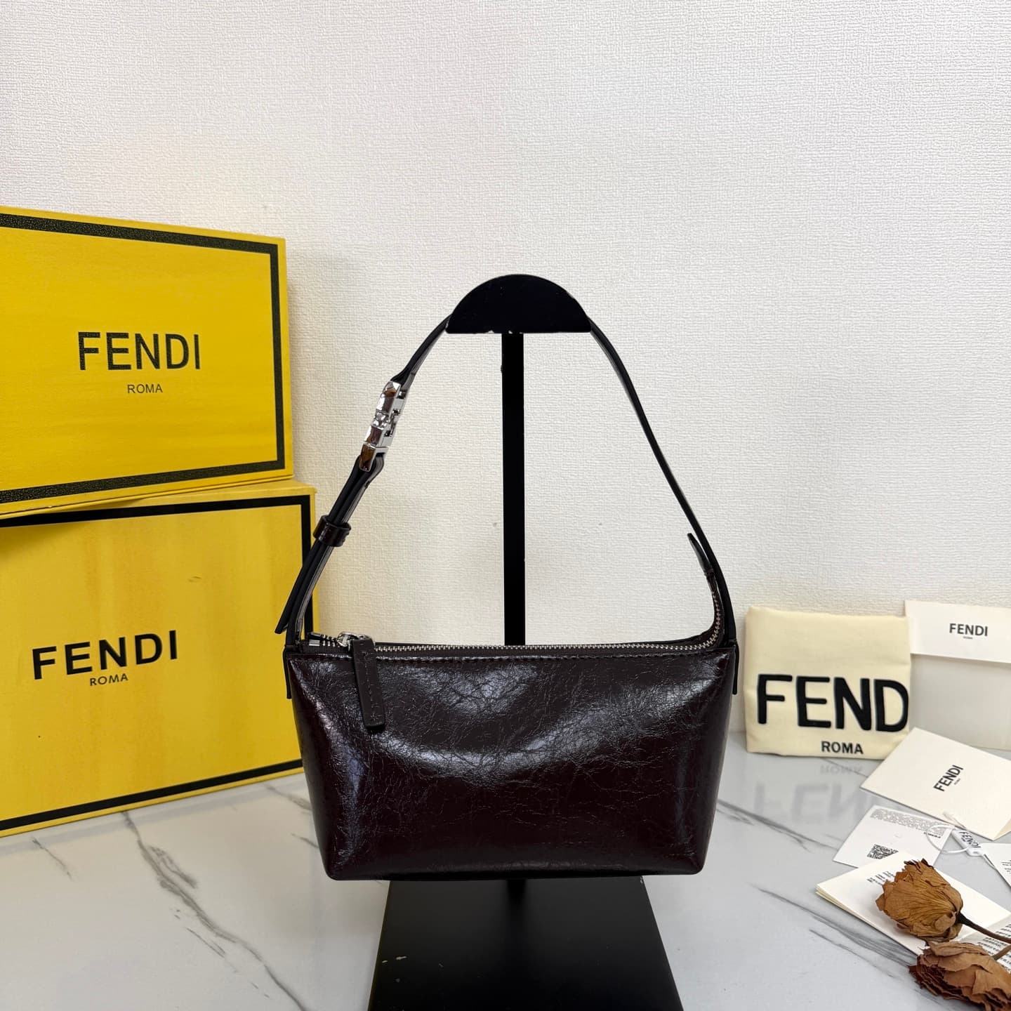 C2838 FENDI vintage/retro mini underarm bag, made from carefully selected oil-wax wrinkled cowhide and classic FF print fabric, offering a delicate and durable texture. — image 1