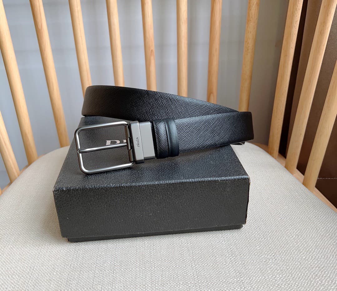 C32928 Prada – This dual-sided belt features the iconic Saffiano leather material, along with metal buckles in a distinctive design. It exudes elegance and modernity. Width: 3.5cm — image 1