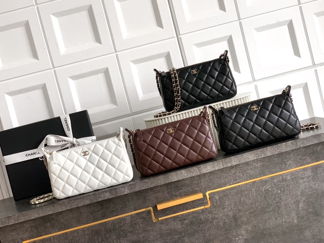 C728 4⃣️ colors available 🚩🚩🚩 Large H real photos 🔮🔮🔮 OHANEL 🚩🚩🚩 25B Litchi leather 🐮 cowhide, 🐑 leather – a fantastic product that is durable and retains value! The new favorite: Chanel mahjong bag – absolutely amazing! Litchi cowhide is truly exceptiona — image 1