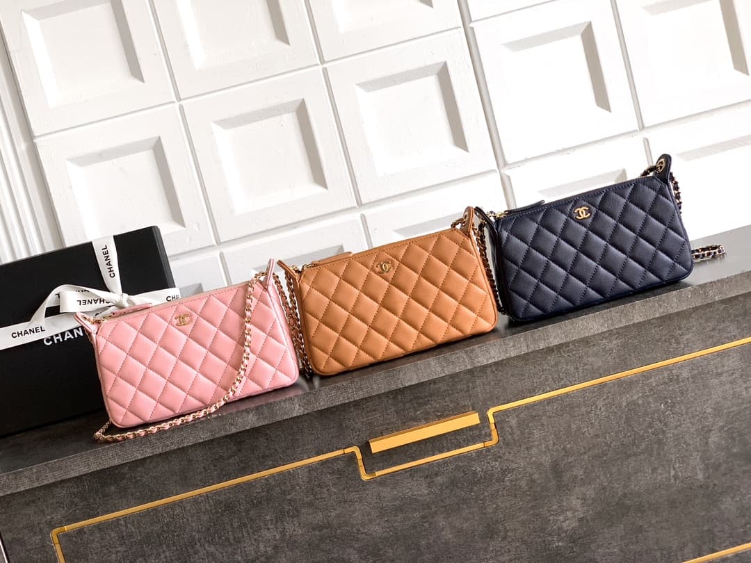C733 Vintage/retro options available🌟🌟🌟 Large H-sized real photos🔮🔮🔮 OHANEL 🚩🚩🚩 25B Litchi leather, 🐑 leather – a fantastic product that is durable and retains value! The new favorite Chanel mahjong bag is really impressive! Litchi leather is truly a smar — image 1