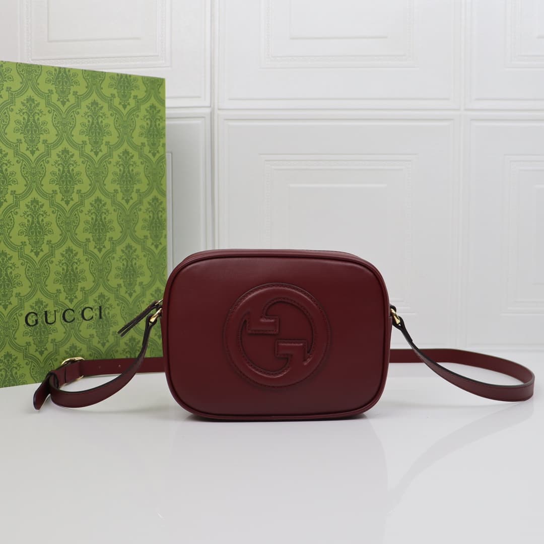 C4063 🌟【New Arrival】Gucci Blondie collection mini shoulder bag. The new handbag in the Gucci Blondie series features the iconic logo of this brand’s classic collection, which was first introduced in the early years of the 20 era. It seamlessly combines he — image 1