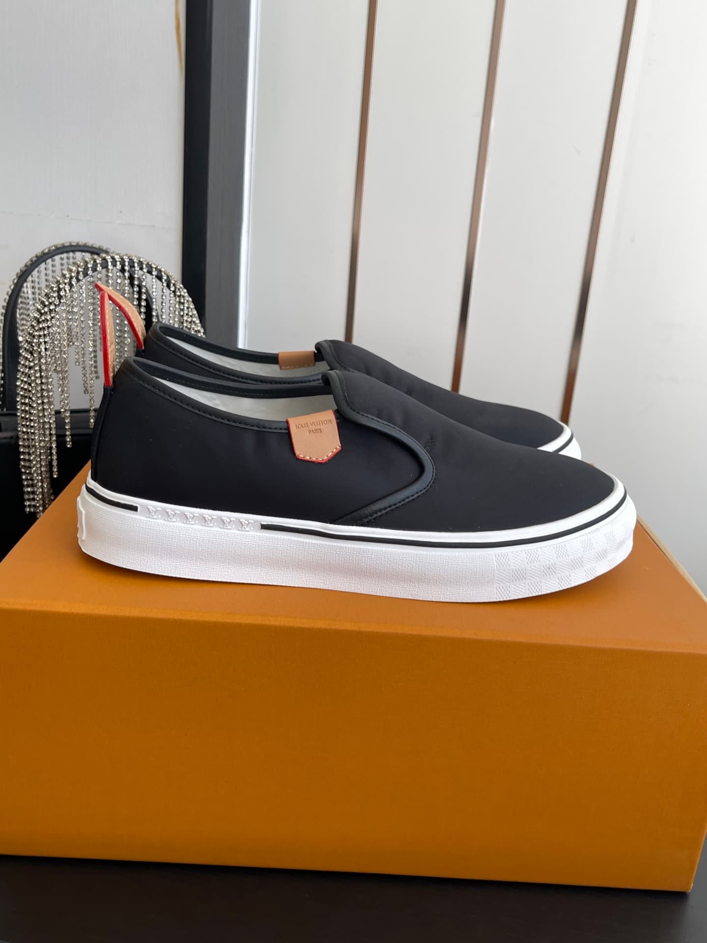 D9110 🏧𝐋𝐕 Louis Vuitton 2027 spring/summer runway version LV Combi flat shoes, canvas printed casual shoes💁♂️ Men’s board shoes. — image 1