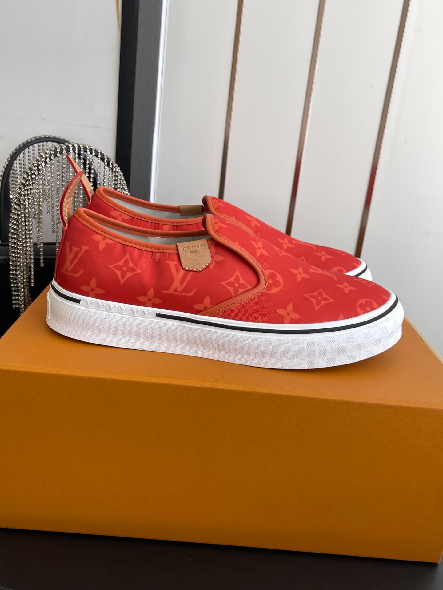 D9116 🏧𝐋𝐕 Louis Vuitton 2027 spring/summer collection – LV Combi flat shoes with canvas prints and casual style💁♂️ Men’s board shoes. — image 1