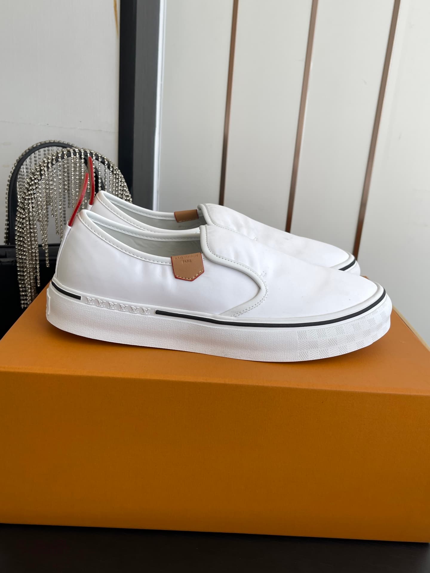 D9111 🏧𝐋𝐕 Louis Vuitton 2027 spring/summer collection – LV Combi flat shoes with canvas prints and casual design💁♂️ Men’s board shoes. — image 1