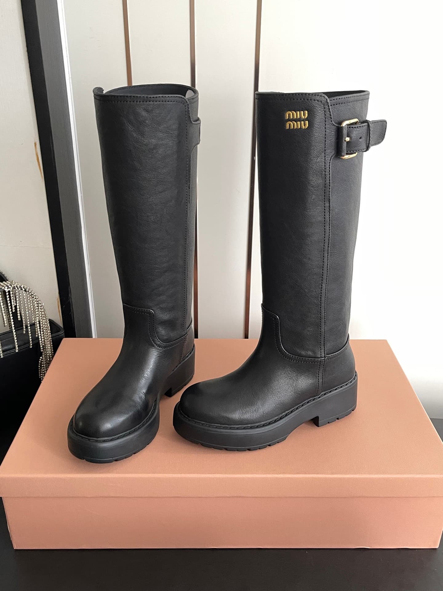 D10588 🏧𝐌𝐢𝐮𝐌𝐢𝐮/MiuMiu Autumn-Winter Runway Collection: Vintage Thick-Sole Bikeshoes & Martin Boots, Straight-Leg Boots💃🏽 — image 1